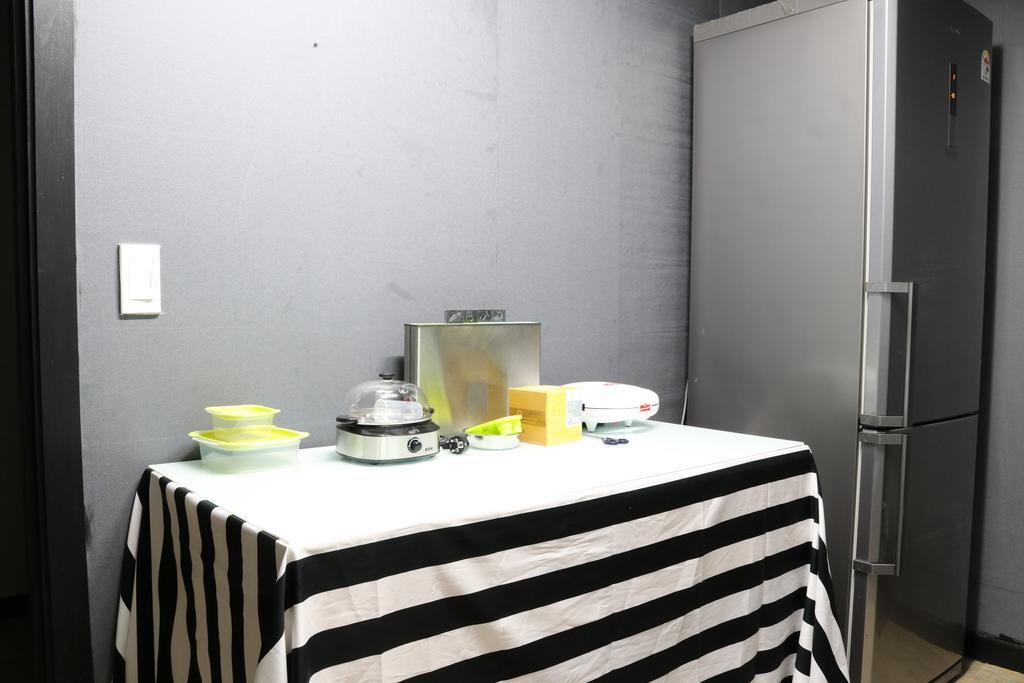 Moons Hostel Myeongdong 2*
